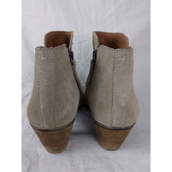 Frye & Co Holly Suede Ankle Boots Ash Heel Booties Zipper Womens Size 7.5 M - Picture 6 of 9